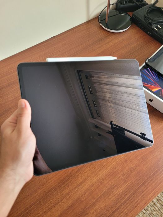 iPad Pro 12.9" + Apple Pencil + Capa