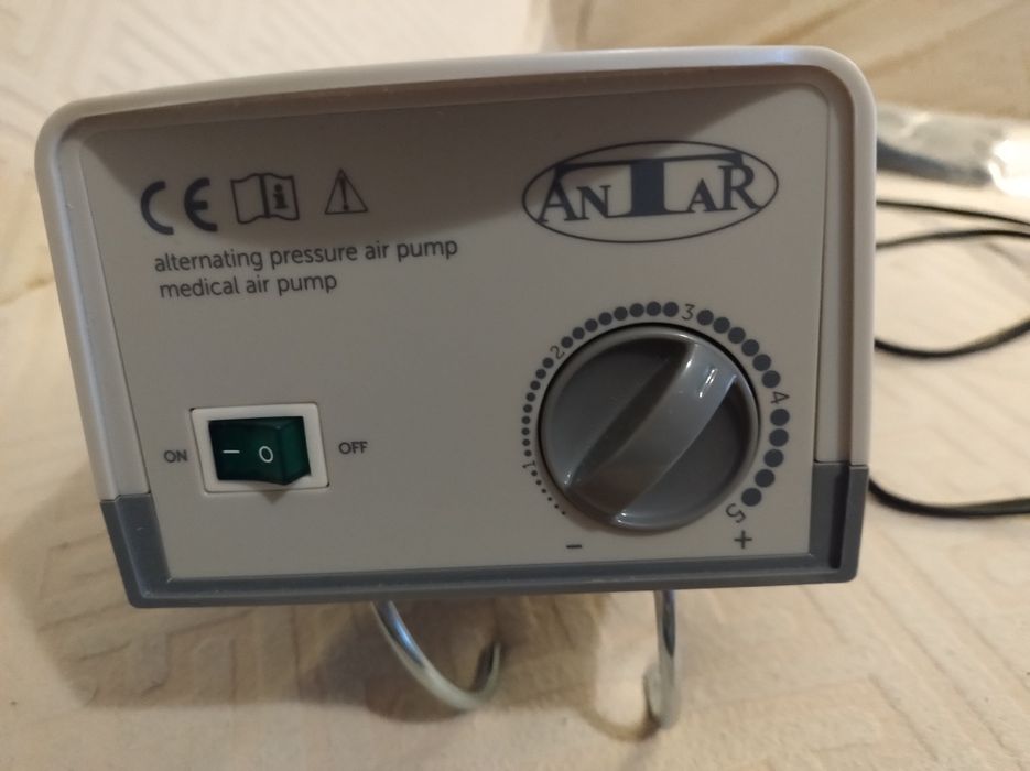 Pompa do materaca przeciwodleżynowego