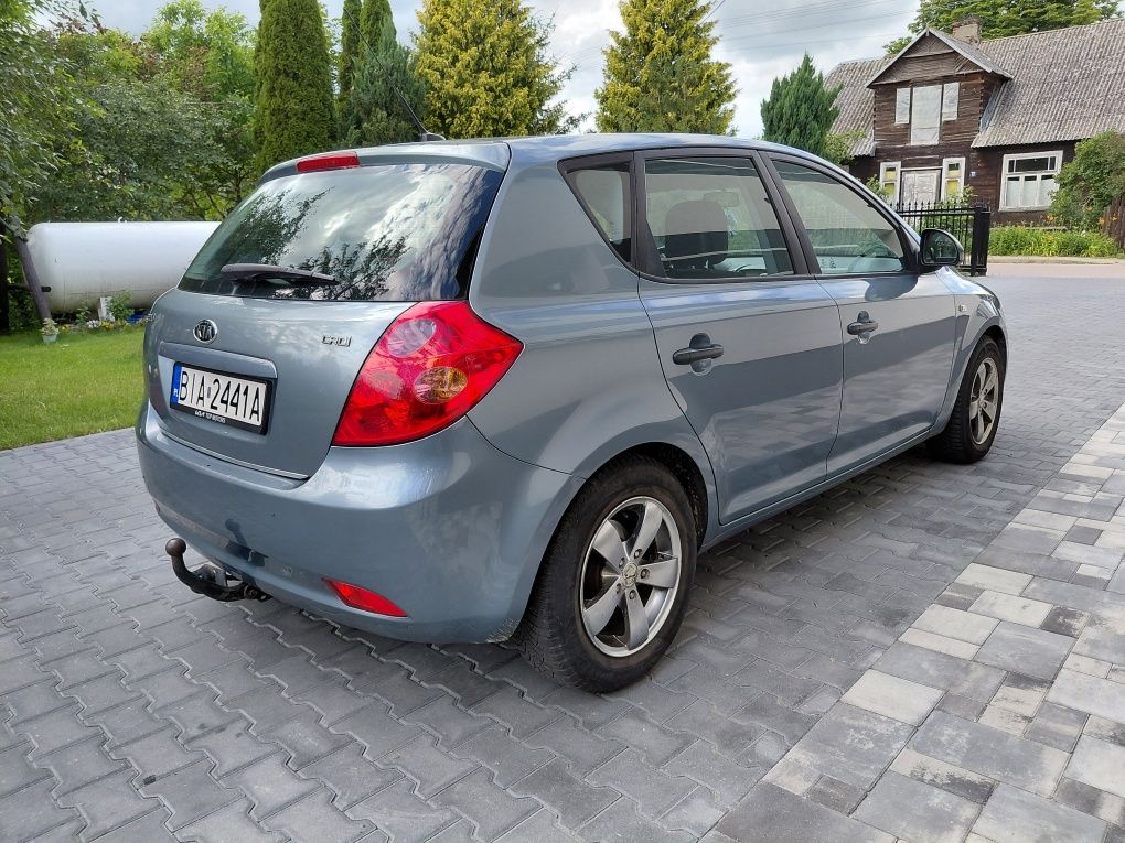 Kia Ceed 1,6 CRDI Klima hak