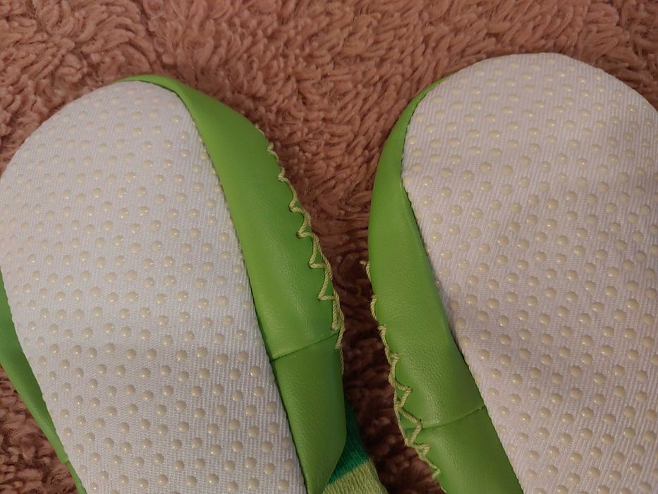 Skarpetki kapcie antypoślizgowe  15/17