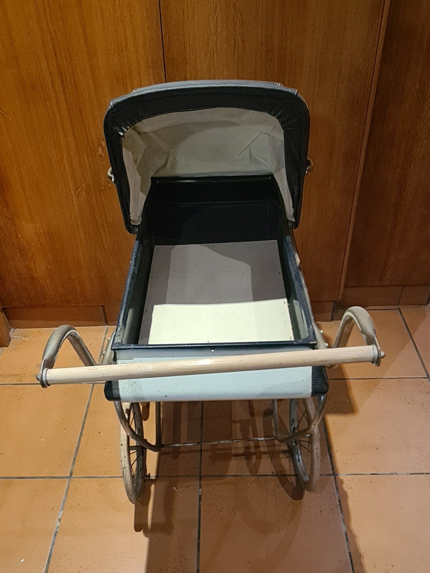Carrinho de bebé vintage