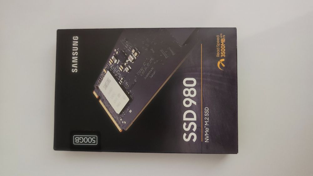 Disco Interno SAMSUNG SSD 980