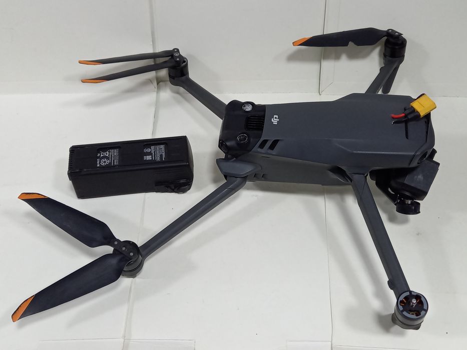 Квадрокоптер DJI Mavic 3 "model L2A"