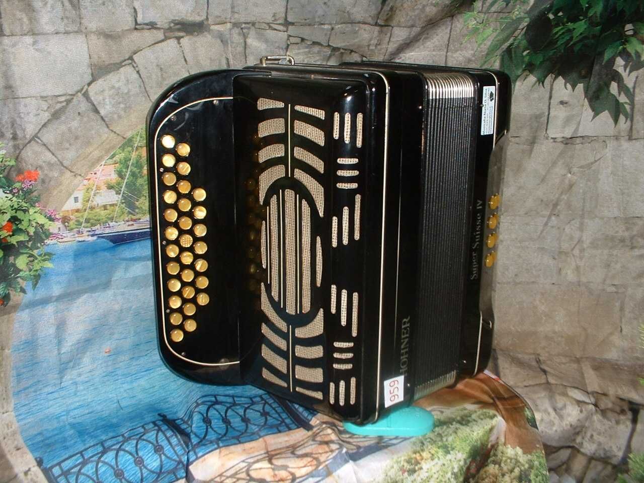 Concertina para venda N, 959