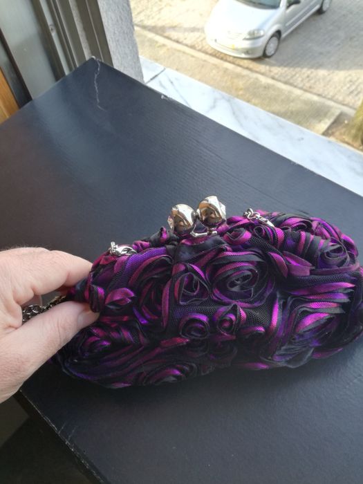 Vendo carteira em bom estado