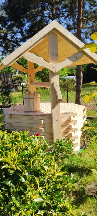 Studnia ogrodowa obudowa kręgu