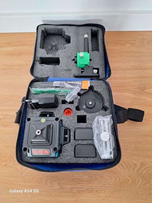 Nível laser 16 linhas 2 baterias 360 Autonivelante **NOVO**