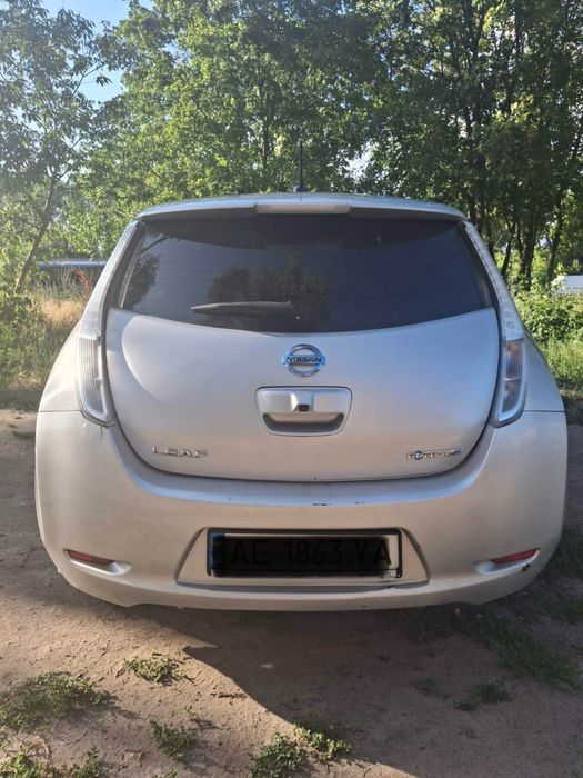 Продам Ниссан Лиф