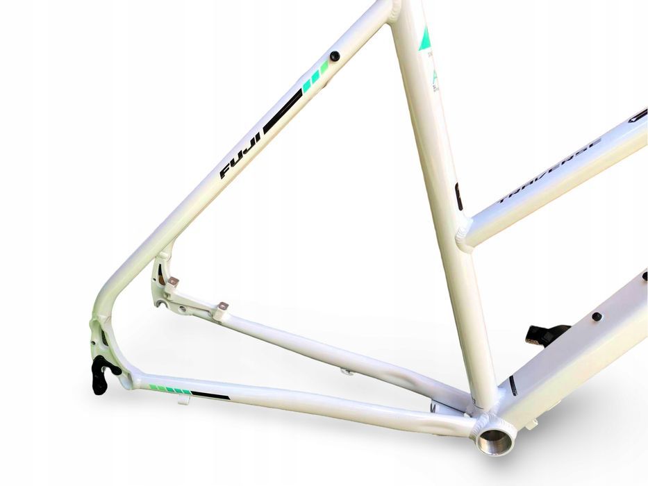 Rama Rowerowa Trekking Fuji Traverse 1.5 St Rozmiar 21" Biała