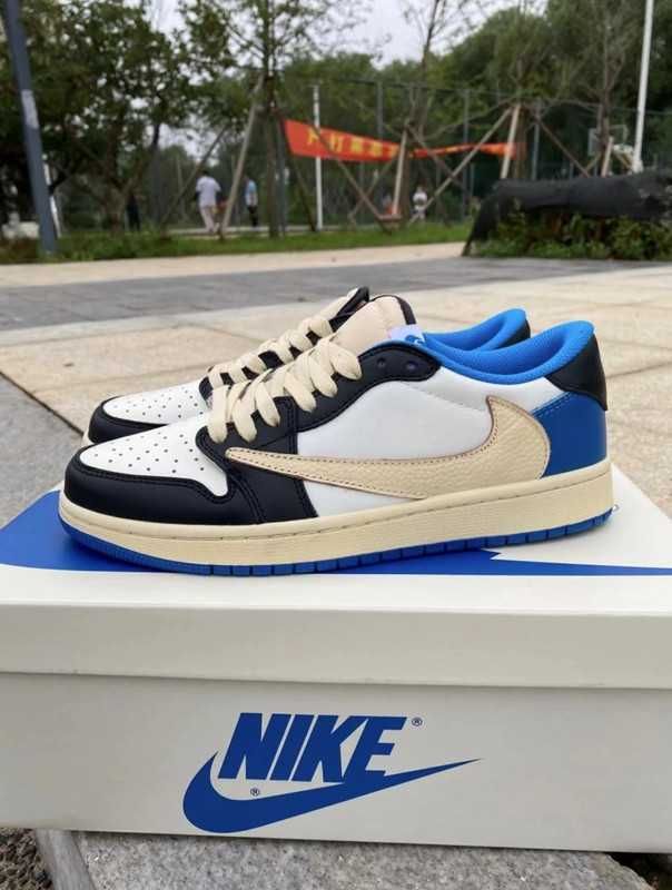 Jordan 1 Retro Low OG SP Fragment x Travis ScottR. 40