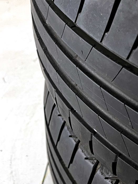 Pneus Bridgestone Turanza T005 - 225/40/19 - Como NOVOS