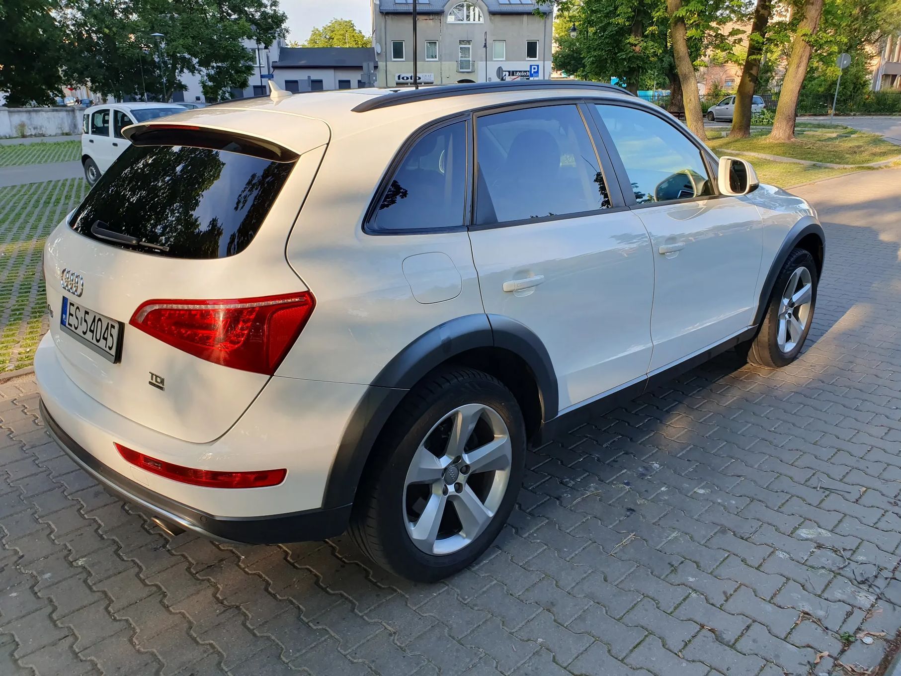 Audi Q5 POLSKI SALON 4x4 ALLROUD Stan Idealny Panoramiczny Dach