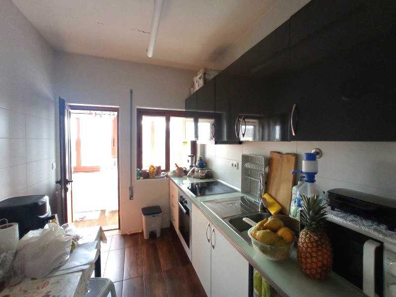 Apartamento T2 com boas áreas