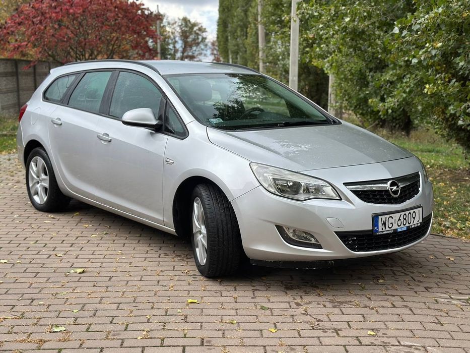 Продам Opel Astra J 1.7 дизель в Харкові
