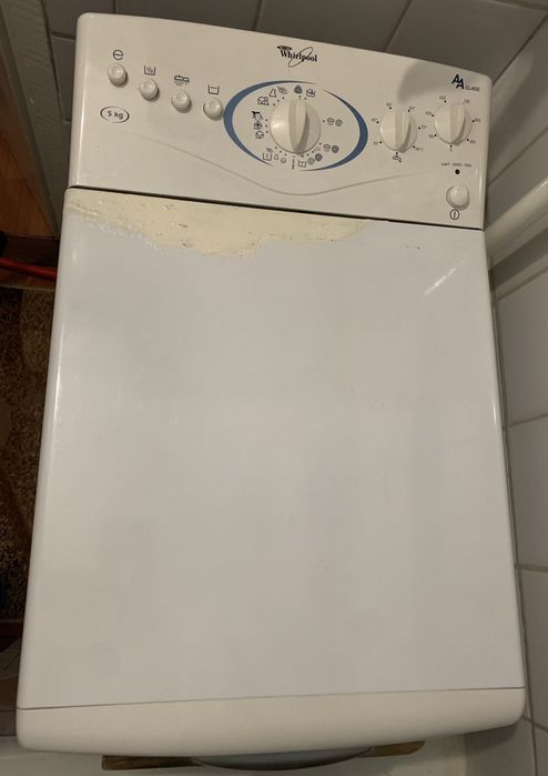 Продам пральну машинку Whirlpool