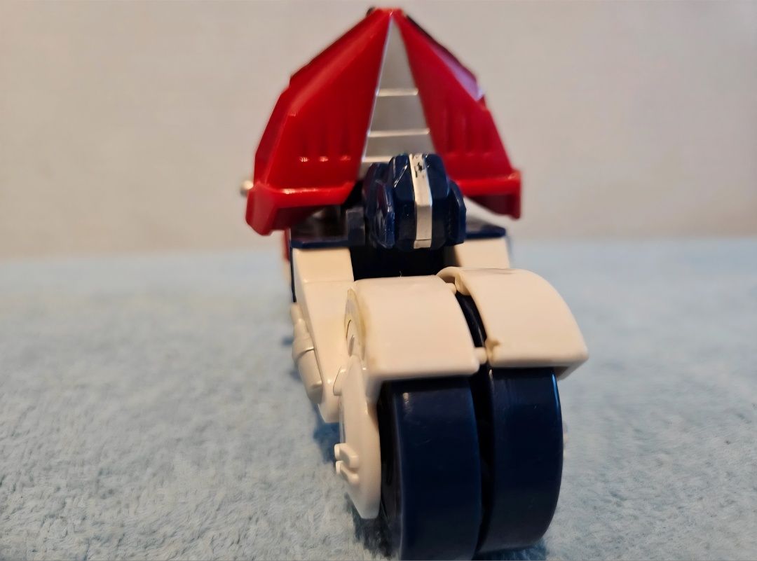 Robot Transformers