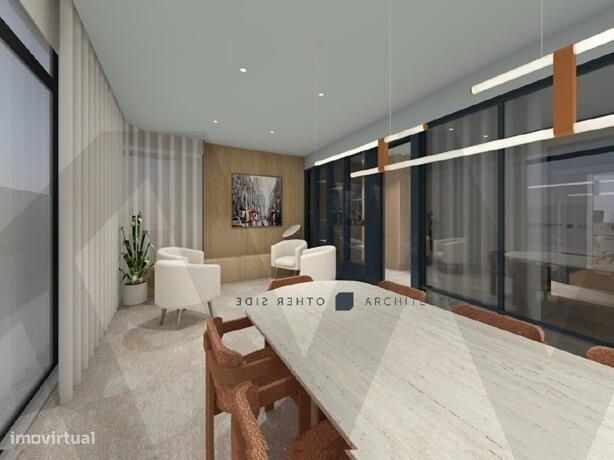 Loja em Miraflores com 118 m2 + 3 Estacionamentos | Oportunidade