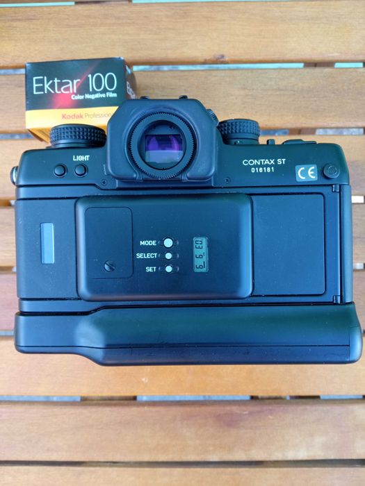CONTAX ST Camera plus Zeiss T* Optics 35/135 - Serie 1 Vivitar !NOVO!