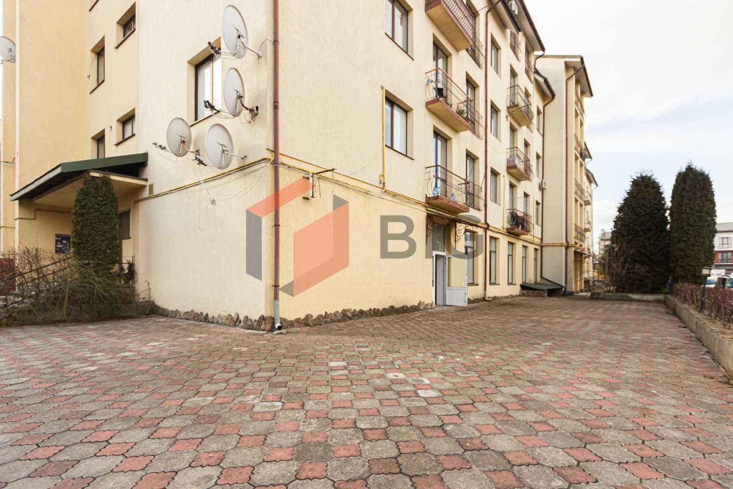 Приміщення 153 м2 з фасадним входом  за вул. Тичини в ЖК Сонячний край