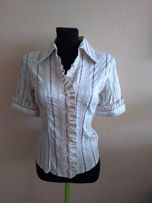 Elegancka bluzka na krótki rękaw