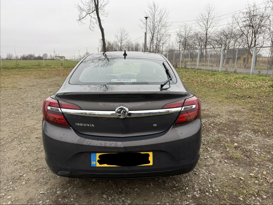 Opel inignia 2.0 diesel duza nawi 6biegow stan bdb mozliwa zamiana !