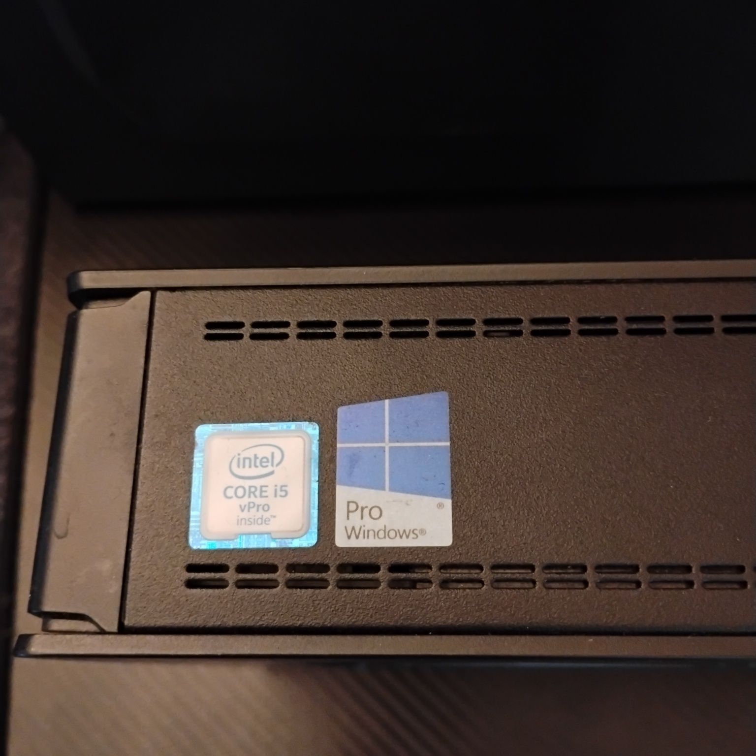 Fujitsu Esprimo q956