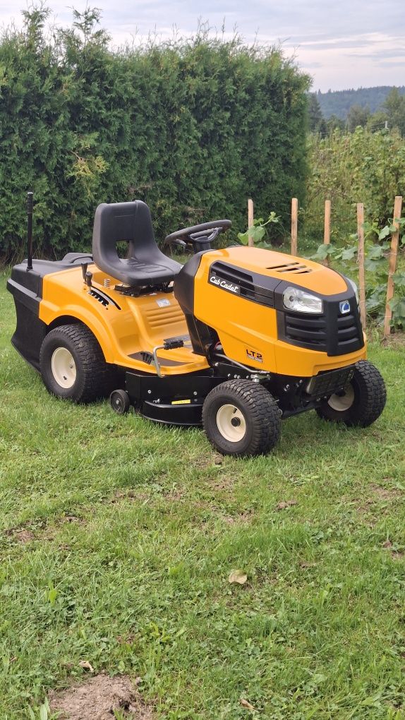 Traktorek kosiarka Cub cadet lt2 z koszem