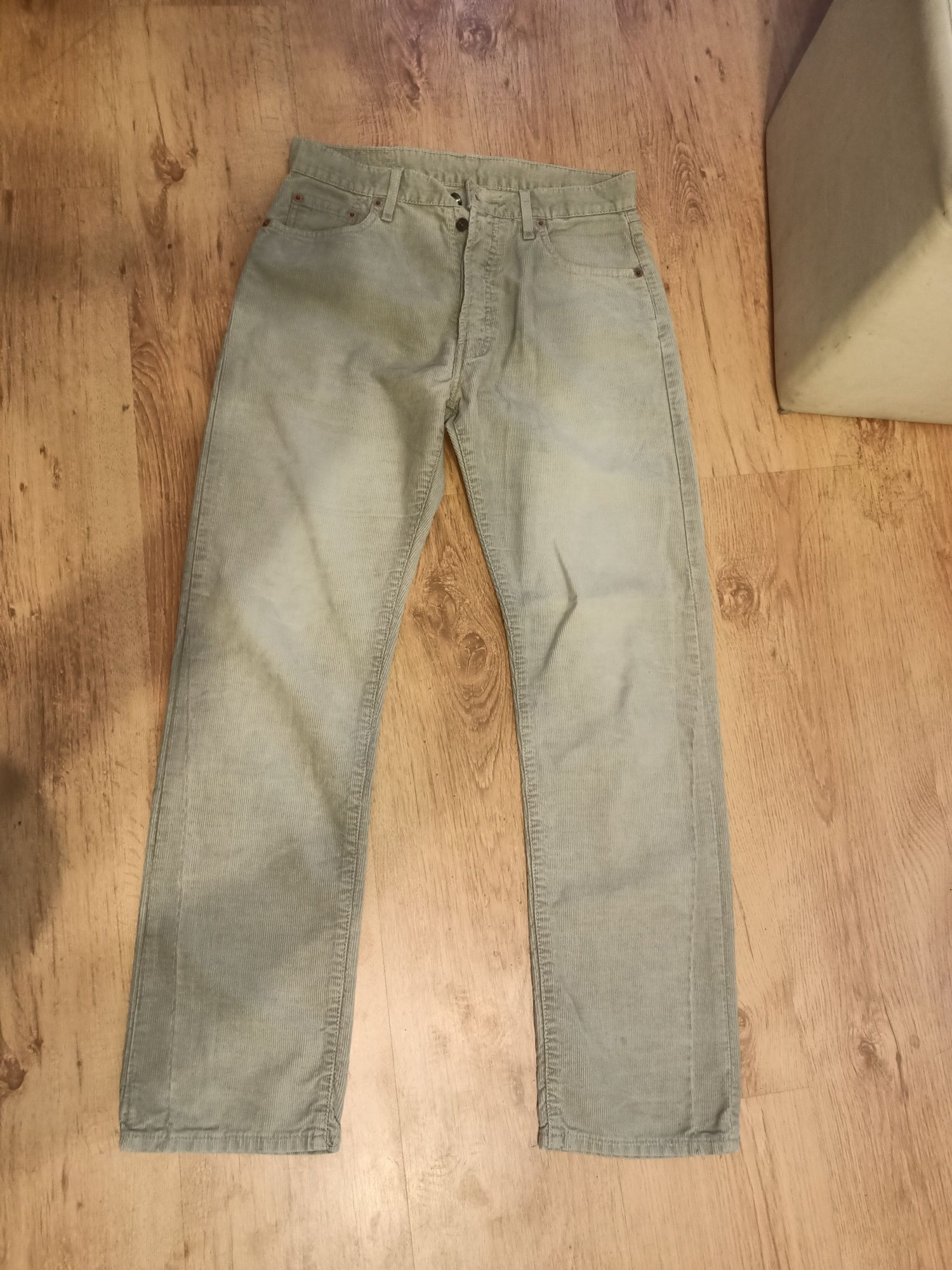 Sztruksy beżowe Levi's rozm. XS lub 164 Levi Strauss & CO.