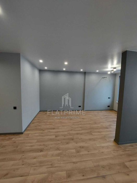 Метрополіс, 2 будинок, 3 й поверх, з ремонтом, готовий бізнес. 42 м.