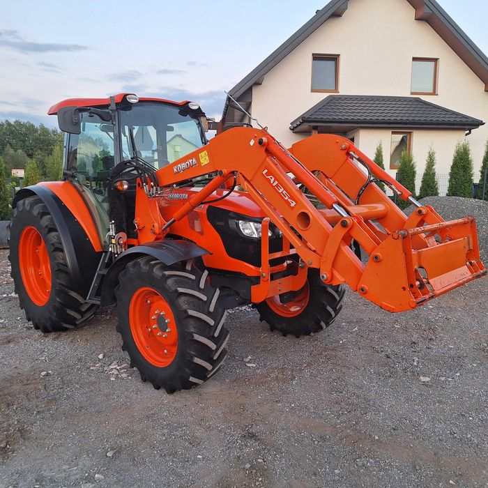 Kubota M8560 .2030MTG 2014ROK SALON POLSKA M9960 new holland case