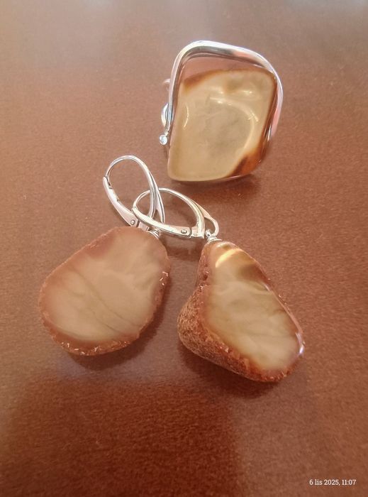 Komplet biżuterii z bursztynem w srebrze 925