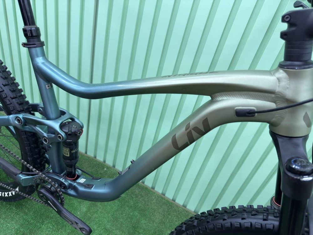 Двухпідвіс 150мм М 27.5 Liv Intrigue 3 2020рік Rock Shox 35 Gold RL