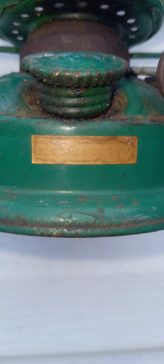 Lampa naftowa olejowa zielona