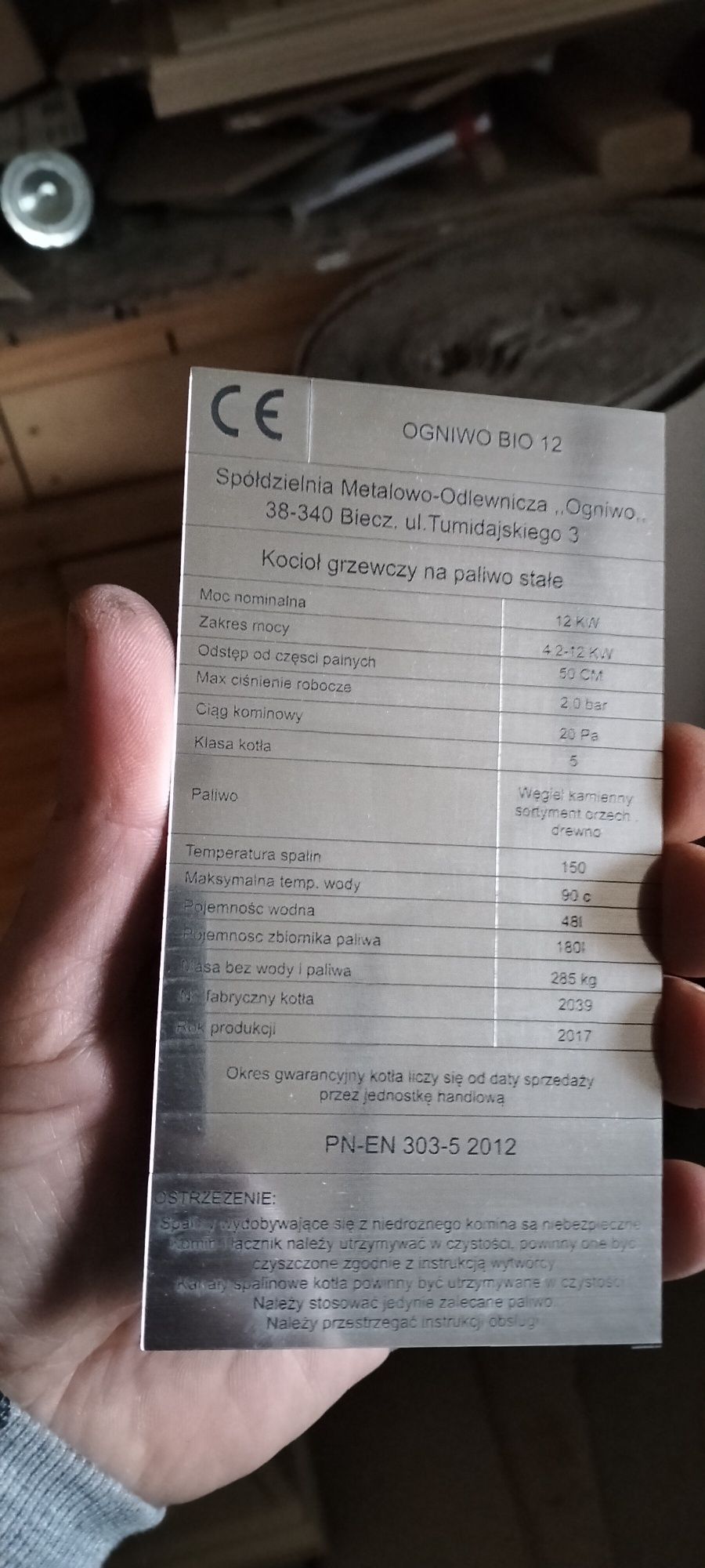 Tabliczka znamionowa pieca kotła wtórnik