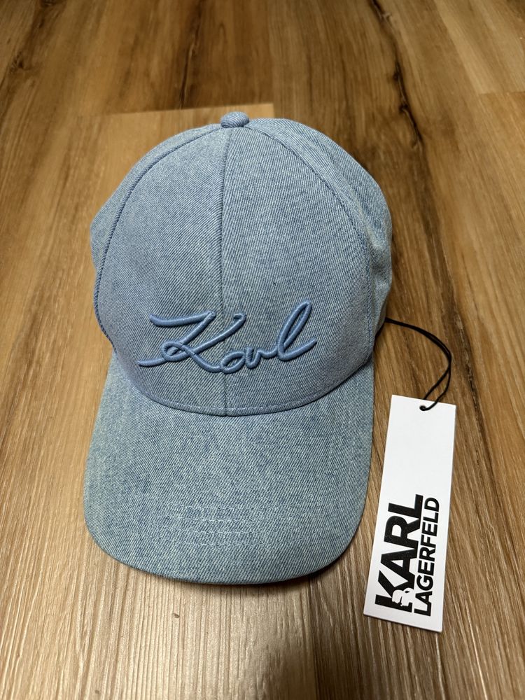 Кепка Karl Lagerfeld