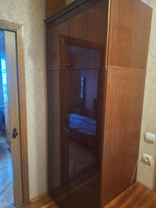 Віддам шкаф. Самовивіз з Оболоні