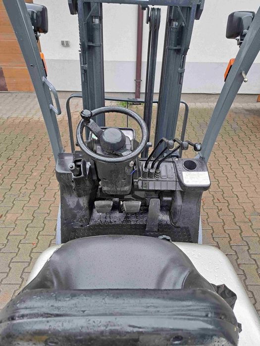 Wózek widłowy Nissan L01A15, 1,5t, 2007,Benzyna-LPG, Duplex 3m,przesuw