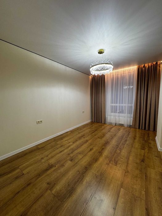 Продам стильну 2 кімнатну квартиру в ЖК UONE. До центру 5 хвилин. 65м2