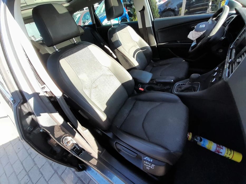 SEAT LEON III FR FOTELE KANAPA KOMPLET Z BOCZKAMI KOMBI
