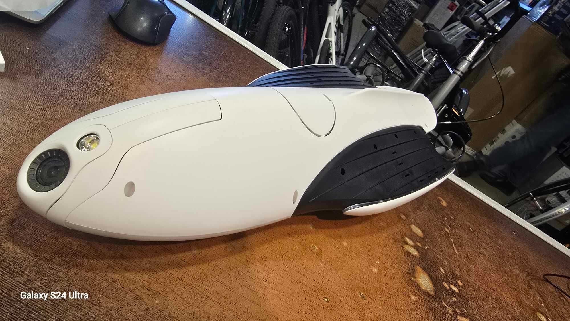 Dron wodny PowerVision Dolphin Explorer
