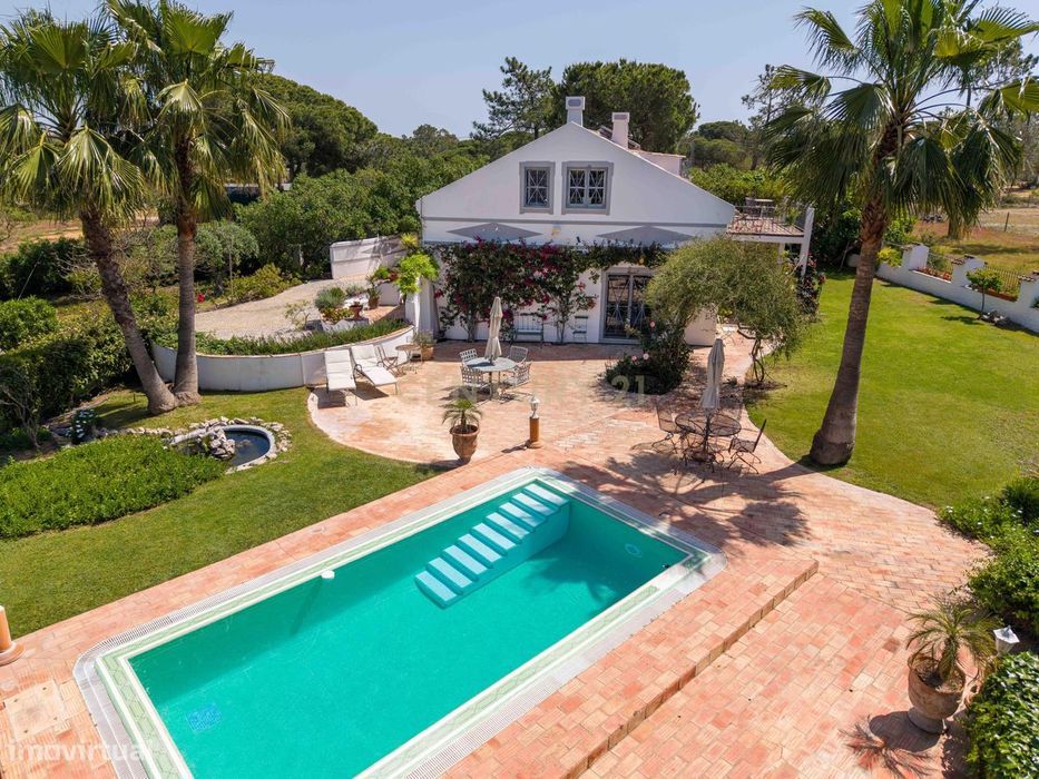 Moradia Única no Coração da Ria Formosa – Sítio do Pinheiro, Luz de Ta