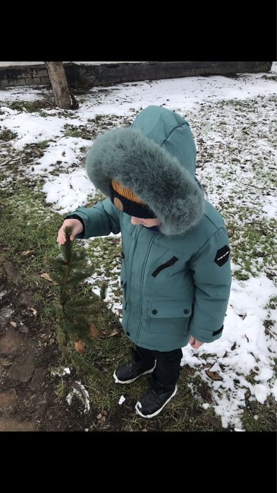 Зимовий пуховик