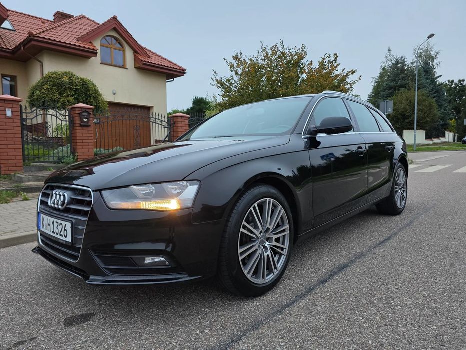 Audi A4 Z Niemiec/Grzany fotel/Klimatronik/Alufelgi 18/ Automat