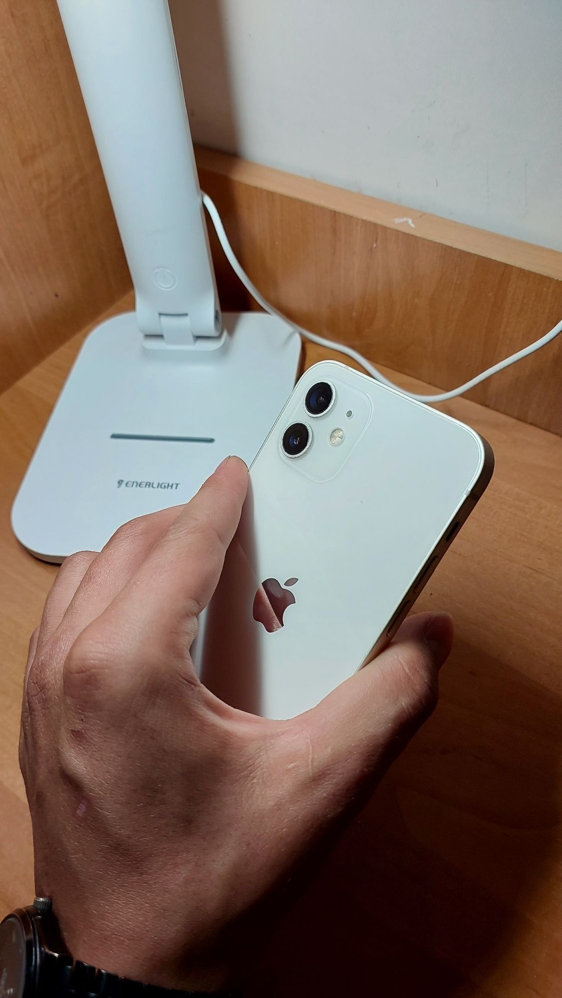 Продаётся IPhone 12 на 128гб