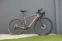 Bicicleta elétrica Gravel GT AMP