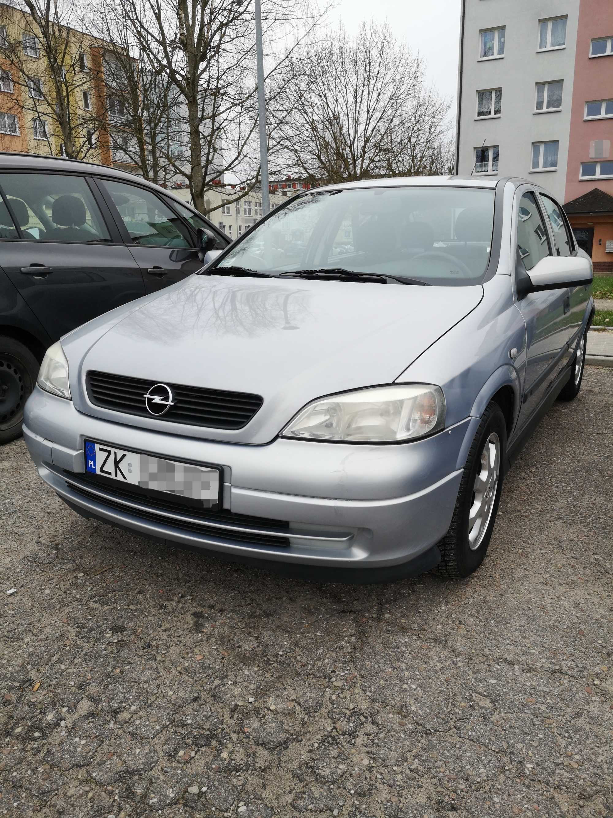 Opel Astra II 1.6 8V LPG / klimatronik / 2 kpl. opon / zadbany