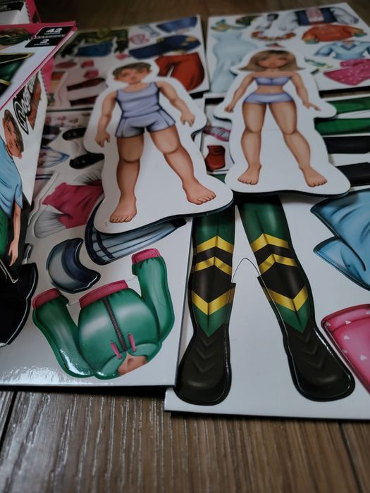 Магнітна одягалка