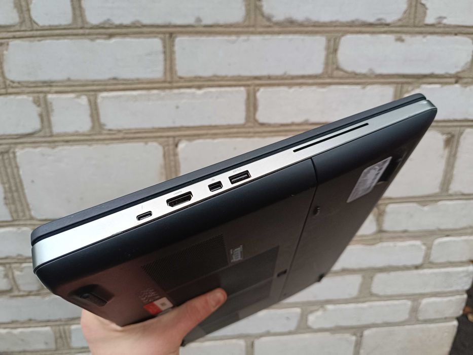 17.3" 6гб відеокарта, ноутбук DELL i7 7820HQ/32/1000gb/P3000 6gb