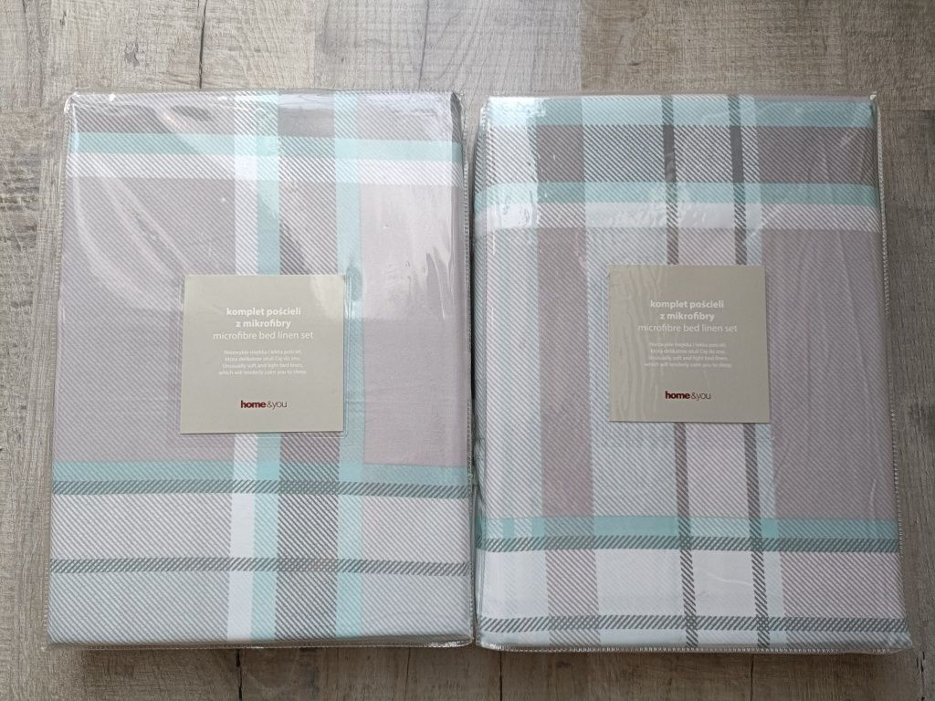 Dwa komplety pościeli z mikrofibry marki Home&You 160x200 krata kratka
