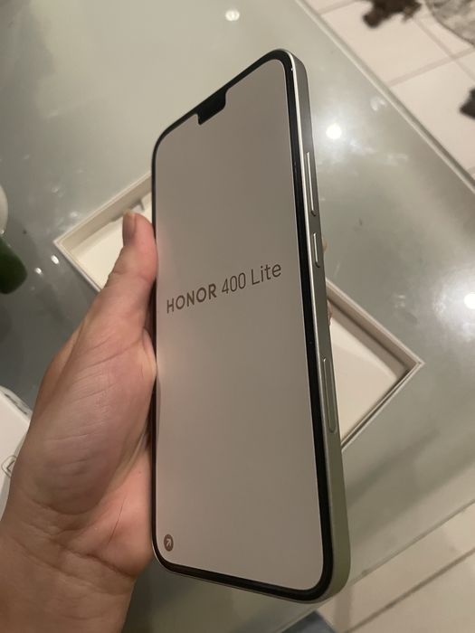 Honor 400 lite smartphon
